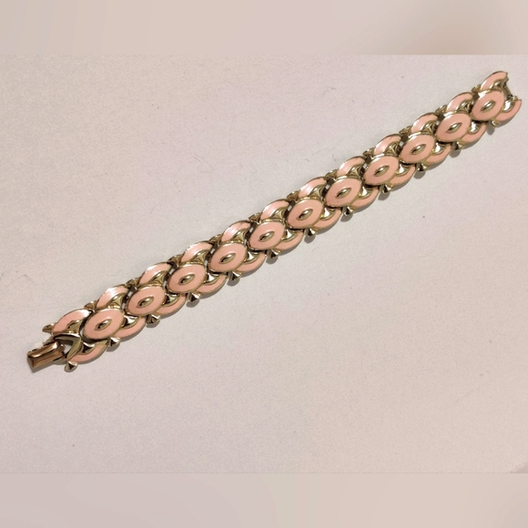 Coro Craft Enamel Bracelet - Picture 3 of 12
